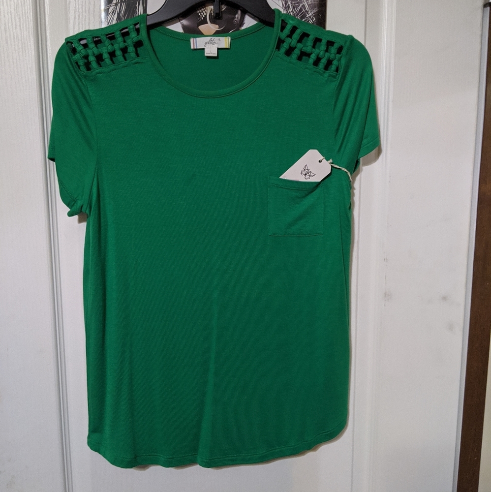 SALE Glitz Jellybean Green Short Sleeve Shirt Top W Pocket Crochet Knit Shoulder